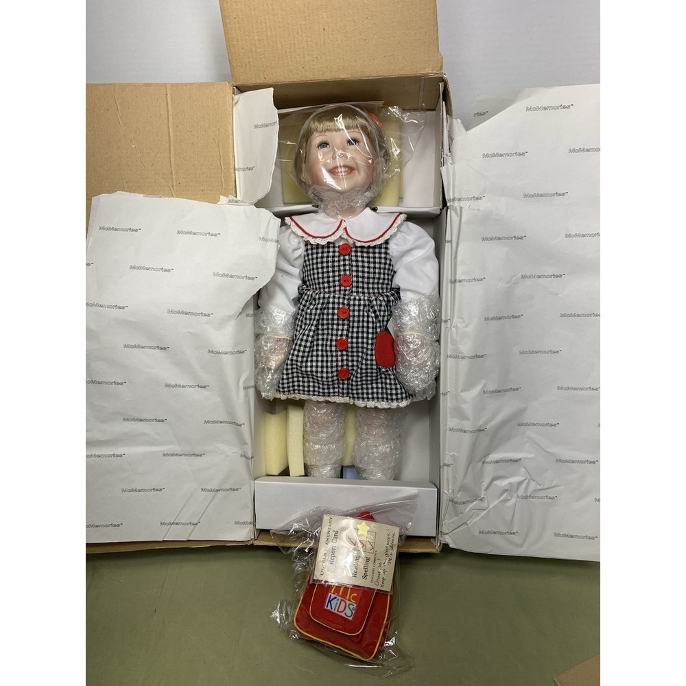 1996 Ashton Drake McDonald's McMemories Katie Porcelain Doll Rare Collectible